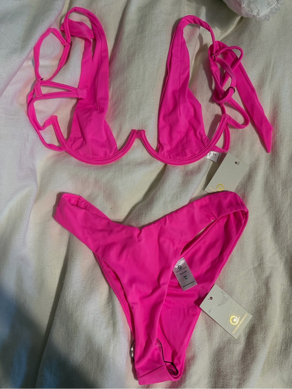Plumeria Swimwear- Hot Pink V-Wire Underwire Bikini Set